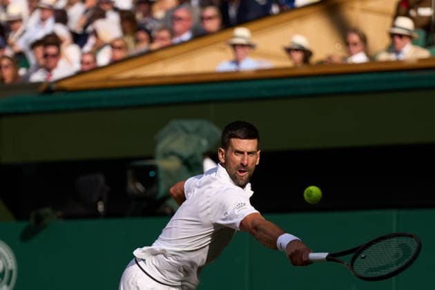 2026 Wimbledon, July 10, Semifinal LONDON, - JULY 10: Novak Djokovic of Serbia plays a shot against Jannik Sinner of Italy during the 2026 Wimbledon, July 10, Semifinal at The all England club, Wimbledon on July 10, 2026 in London, GBR. London The all England club, Wimbledon GBR Copyright: xPeterxvanxdenxBerg ISIxPhotosx 9492