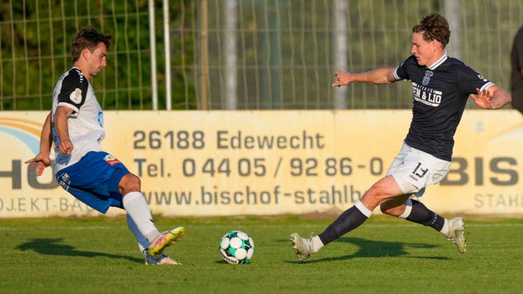 10.07.2026, Stadion, Jeddeloh, GER, 3. Liga, Testspiel SV Meppen vs SSV Jeddeloh II, Ricard Meier (SV Meppen 13) DFL REGULATIONS PROHIBIT ANY USE OF PHOTOGRAPHS AS IMAGE SEQUENCES AND OR QUASI-VIDEO. Jeddeloh Niedersachsen Deutschland Stadion *** July 10, 2026, Stadium, Jeddeloh, GER, 3rd Division, Friendly Match: SV Meppen vs. SSV Jeddeloh II, Ricard Meier SV Meppen 13 DFL REGULATIONS PROHIBIT ANY USE OF PHOTOGRAPHS AS IMAGE SEQUENCES AND OR QUASI-VIDEO Jeddeloh Lower Saxony Germany Stadium