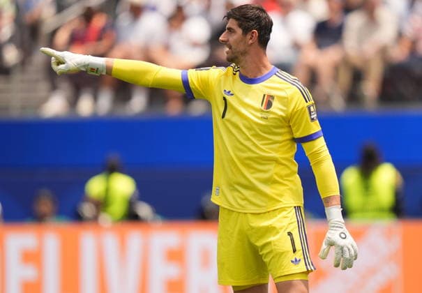 FIFA World Cup, WM, Weltmeisterschaft, Fussball 2026 quarterfinals - Spain vs Belgium Belgium goalkeeper Thibaut Courtois gestures during the FIFA World Cup 2026 quarterfinals match Spain against Belgium, in Los Angeles, USA, 10 July 2026. INGLEWOOD United States  Copyright: xSCOTTxSTRAZZANTEx