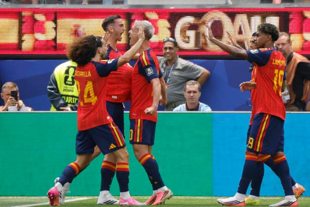 Spanish players celebrate a goal in a 2026 FIFA World Cup, WM, Weltmeisterschaft, Fussball quarterfinal match between Spain and Belgium at SoFi Stadium in Los Angeles, USA, 10 July 2026. FIFA World Cup 2026 - quarterfinal - Spain vs. Belgium !ACHTUNG: NUR REDAKTIONELLE NUTZUNG!  Copyright: xLavandeira.xJrx AMDEP8573 20260710-55020862379_1
