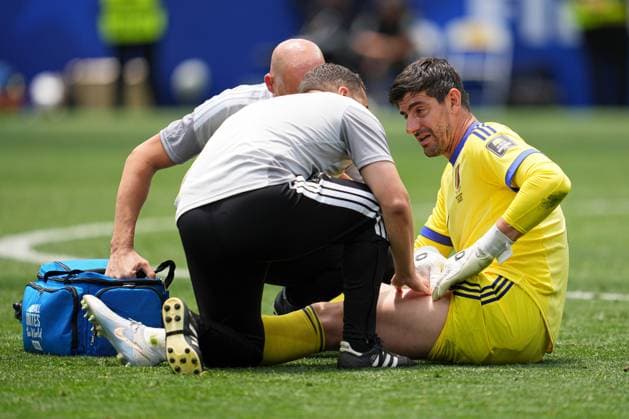 Thibaut Courtois of Belgium goes down with an injury Spain v Belgium, 2026 FIFA World Cup, WM, Weltmeisterschaft, Fussball Quarter-final, Football, Los Angeles Stadium, California, USA - 10 Jul 2026Los Angeles Los Angeles Stadium California (CA) United States of America  Copyright: xIsmaelxAdnan Shutterstockx 16985787cb