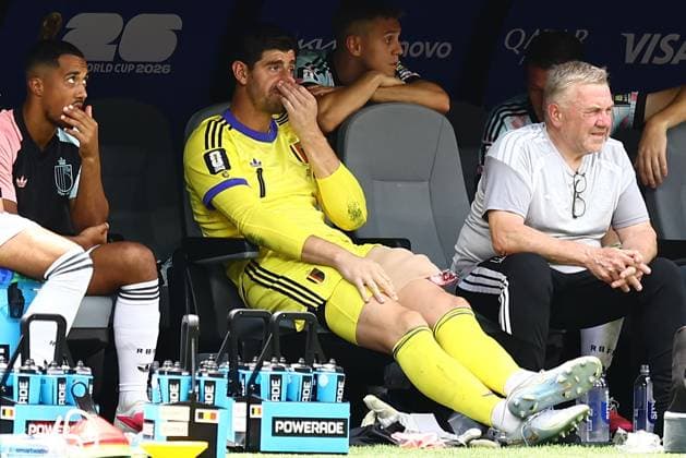 Thibaut Courtois of Belgium looks dejected after going off with an injury Spain v Belgium, 2026 FIFA World Cup, WM, Weltmeisterschaft, Fussball Quarter-final, Football, Los Angeles Stadium, California, USA - 10 Jul 2026Los Angeles Los Angeles Stadium California (CA) United States of America  Copyright: xMichaelxZemanek Shutterstockx 16985789bh