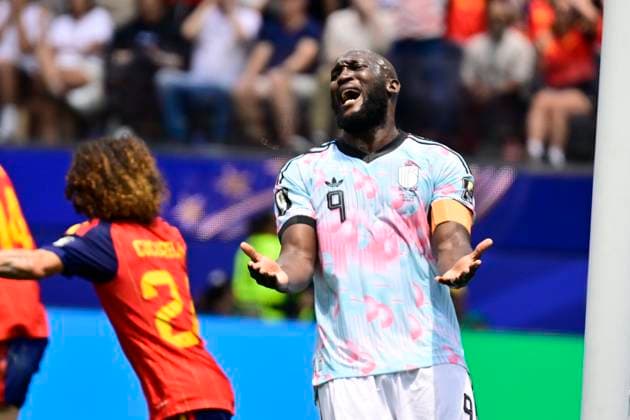 Spain vs Belgium - FIFA World Cup, WM, Weltmeisterschaft, Fussball 2026 LOS ANGELES, UNITED STATES OF AMERICA - JULY 10 : Lukaku Romelu forward of Belgium reacts after the goal of Merino Mikel midfielder of Spain pictured during the FIFA World Cup 2026 round of 8 match between Spain and Belgium at the SoFi stadium on July 10, 2026 in Los Angeles, United States of America, 10 07 2026 Los Angeles United States of America  Copyright: xJanxDexMeuleneirx