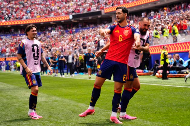 Spain v Belgium: Quarter Final - FIFA World Cup, WM, Weltmeisterschaft, Fussball 2026 Mikel Merino of Spain celebrates after scoring his team s second goal during the FIFA World Cup 2026 Quarter Final match between Spain and Belgium at Los Angeles Stadium on July 10, 2026 in Inglewood, California. Inglewood CA United States  Copyright: xJosexBretonx originalFilename:bretonhernandez-spainvbe260710_npd58.jpg
