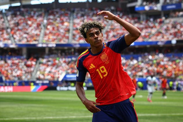 FIFA World Cup, WM, Weltmeisterschaft, Fussball 2026: Spain v Belgium LOS ANGELES, USA - 10th July 2026: Lamine Yamal of Spain reacts during the FIFA World Cup 2026 quarter-final match between Spain and Belgium at Los Angeles Stadium Los Angeles Los Angeles Stadium United States of America Copyright: xCraigxMercerx xPeakxActionxPhotosx