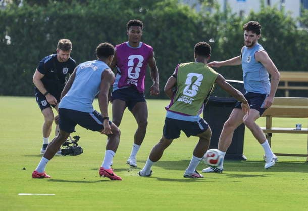 FIFA World Cup, WM, Weltmeisterschaft, Fussball 2026 MD-1 - England training session Declan Rice (R), Ollie Watkins (C) of England (R) and their teammates attend a training session, in Fort Lauderdale, Florida, USA, 10 July 2026. England will face Norway on 11 July in their 2026 FIFA World Cup quarterfinal match. FORT LAUDERDALE FLORIDA United States  Copyright: xCRISTOBALxHERRERA-ULASHKEVICHx