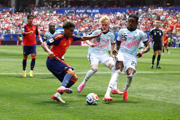 FIFA World Cup, WM, Weltmeisterschaft, Fussball 2026: Spain v Belgium LOS ANGELES, USA - 10th July 2026: Lamine Yamal of Spain in action during the FIFA World Cup 2026 quarter-final match between Spain and Belgium at Los Angeles Stadium Los Angeles Los Angeles Stadium United States of America Copyright: xCraigxMercerx xPeakxActionxPhotosx