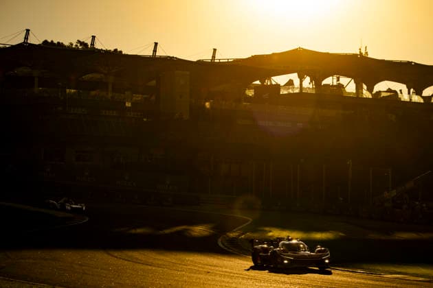 FIA WEC - 6 HOURS OF SAO PAULO 2026 08 BUEMI SÃ bastien (swi), HARTLEY Brendon (nzl), HIRAKAWA Ryo (jpn), Toyota Racing, Toyota TR010 Hybrid 08, Hypercar, action during the 6 Hours of Sao Paulo 2026, 4th round of the 2026 FIA World Endurance Championship, from July 10 to 12, 2026 on the Interlagos Circuit in Sao Paulo, Brazil - Sao PauloBrazil  Copyright: xJULIENxDELFOSSEx