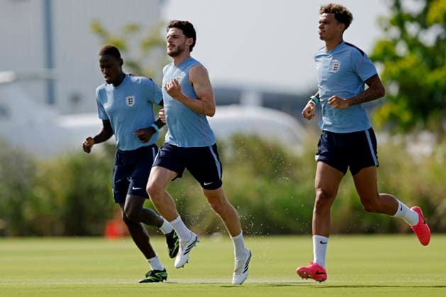 July 10, 2026, Fort Lauderdale, Florida, United States: Declan Rice and Nico O Reilly of England runs during the training session one day ahead of the FIFA World Cup, WM, Weltmeisterschaft, Fussball 2026 quarterfinals match between Norway and England, at Inter Miami CF Stadium in Fort Lauderdale, Florida, United States on July 10, 2026. Photo: DiaEsportivo FIFA World Cup 2026, England Training Session, Fort Lauderdale, United States  - ZUMAh208 20260710_zsp_h208_044 Copyright: xHeulerxAndreyx