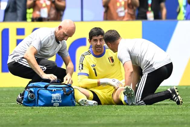 Spain vs Belgium - FIFA World Cup, WM, Weltmeisterschaft, Fussball 2026 LOS ANGELES, UNITED STATES OF AMERICA - JULY 10 : Courtois Thibaut goalkeeper of Belgium with an injury pictured during the FIFA World Cup 2026 round of 8 match between Spain and Belgium at the SoFi stadium on July 10, 2026 in Los Angeles, United States of America, 10 07 2026 Los Angeles United States of America  Copyright: xNicoxVereeckenx