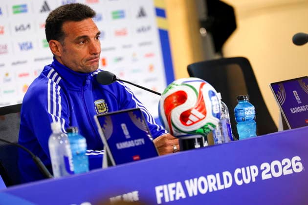 FIFA World Cup, WM, Weltmeisterschaft, Fussball 2026 - Argentina press conference, PK, Pressekonferenz Argentina™s national soccer team head coach Lionel Scaloni attends a press conference in Kansas City, Missouri, USA, 10 July 2026. Argentina will face Switzerland on 11 July in a FIFA World Cup 2026 quarter final match. KANSAS CITY United States  Copyright: xCHRISTOPHERxNEUNDORFx