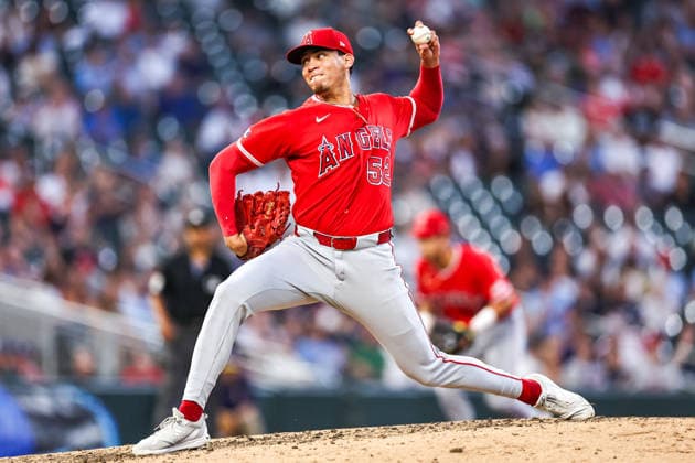 July 10th, 2026: Los Angeles Angels pitcher Samy Natera Jr. (52) pitches in the seventh inning during a MLB, Baseball Herren, USA Baseball game between the Los Angeles Angels and the Minnesota Twins at Target Field in Minneapolis, Minnesota. CSM Minneapolis USA - ZUMAc04_ 20260710_zma_c04_117 Copyright: xStevenxGarciax