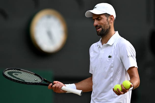 (260711) -- LONDON, July 11, 2026 -- Novak Djokovic reacts during the men s singles semifinal between Jannik Sinner of Italy and Novak Djokovic of Serbia at the Wimbledon Tennis Championships in London, Britain, on July 10, 2026. ) (SP)BRITAIN-LONDON-TENNIS-WIMBLEDON-MEN S SINGLES LixYing 