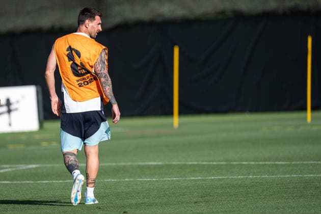 (260711) -- KANSAS CITY, July 11, 2026 -- Lionel Messi of Argentina attends a training session ahead of the quarterfinal between Argentina and Switzerland at the 2026 FIFA World Cup, WM, Weltmeisterschaft, Fussball in Kansas City, the United States, on July 10, 2026. ) (SP)U.S.-KANSAS CITY-FOOTBALL-FIFA WORLD CUP-TRAINING-TEAM ARGENTINA XiaoxYijiu 
