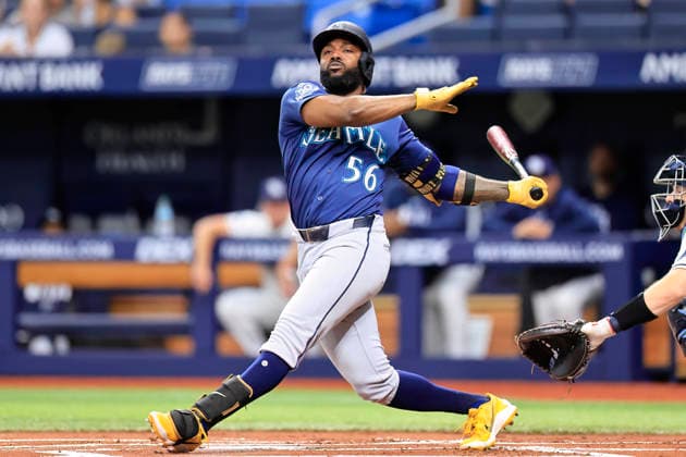 July 10, 2026, St. Petersburg, Florida, USA: Seattle Mariners left fielder Randy Arozarena (56) grounds out to Tampa Bay Rays shortstop Taylor Walls (6) during an MLB, Baseball Herren, USA game on July 10, 2026 at Tropicana Field. The Rays beat the Mariners 7-2. St. Petersburg USA - ZUMAh180 20260710_zsp_h180_019 Copyright: xKimxHukarix