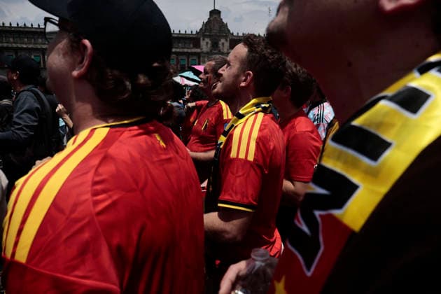 July 10, 2026, Mexico City, Cdmx, Mexico: The Spanish national team, Nationalteam beat Belgium 2oÃ¢1 in a thrilling match the Spaniards scored the winning goal just minutes before the final whistle. Fans from both nationsoÃ¢some Spanish, others BelgianoÃ¢gathered at the Fan Festival to watch the game alongside compatriots. They were joined by Mexicans in costume, including a Merlin the Duck figure, who cheered on the visiting fans as everyone shouted together for the goals, Spain s advancement to the next round, and the unfortunate defeat that ended Belgium s run in the 2026 FIFA World Cup, WM, Weltmeisterschaft, Fussball Mexico City Mexico  - ZUMAp204 20260710_zip_p204_008 Copyright: xJosuexPerezx Spain Defeats Belgium In The World Cup..  - ZUMA0861 0861303942st Copyright: xIMAGO JosuexPerezx