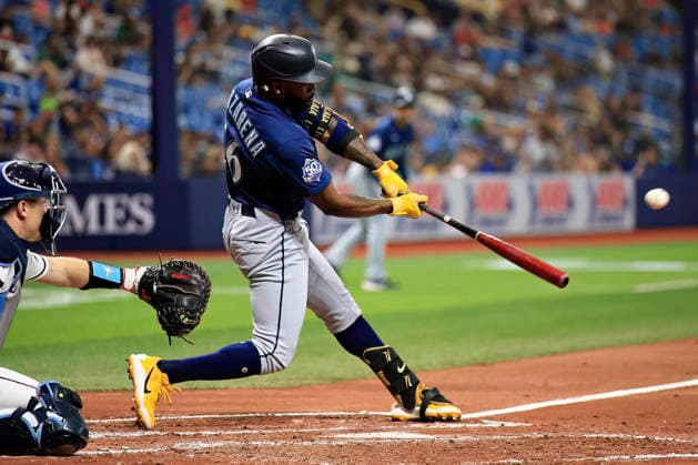 July 10, 2026, St. Petersburg, Florida, USA: Seattle Mariners left fielder Randy Arozarena (56) flies out to Tampa Bay Rays right fielder Victor Mesa Jr. (25) during an MLB, Baseball Herren, USA game on July 10, 2026 at Tropicana Field. The Rays beat the Mariners 7-2. St. Petersburg USA - ZUMAh180 20260710_zsp_h180_052 Copyright: xKimxHukarix