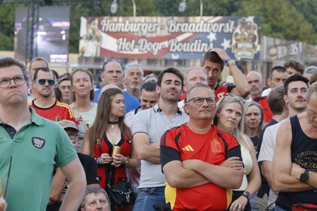This image shows fans during the screening of a soccer game between Belgian national soccer team Red Devils and Spain, at the Rock Zottegem music festival on Friday 10 July 2026 in Zottegem. The quarter final of the FIFA World Cup, WM, Weltmeisterschaft, Fussball WM, Weltmeisterschaft, Fussball 2026 is shown on a large screen. NICOLASxMAETERLINCK  x180901019x IMAGO NICOLASxMAETERLINCK  x1079514327stx