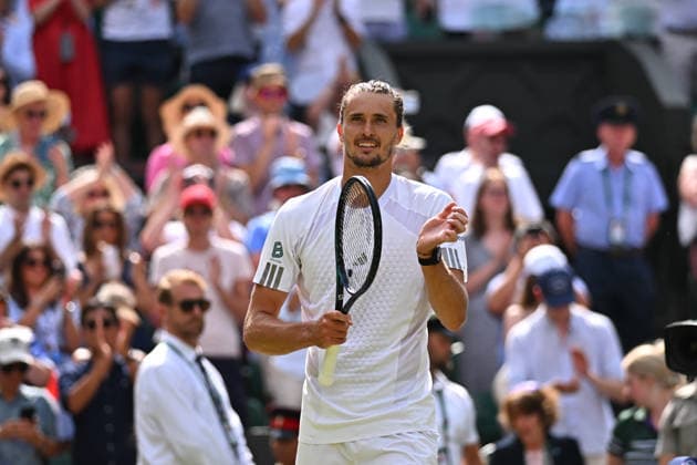 2026 Wimbledon - Semi-Final - Alexander Zverev Alexander Zverev (GER) during his semi final match at the 2026 Wimbledon Championships at the AELTC in London, Great Britain, on July 10, 2026. Photo by Corinne Dubreuil ABACAPRESS.COM LONDON United Kingdom  Copyright: xDubreuilxCorinne ABACAx