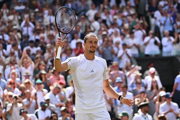 2026 Wimbledon - Semi-Final - Alexander Zverev Alexander Zverev (GER) during his semi final match at the 2026 Wimbledon Championships at the AELTC in London, Great Britain, on July 10, 2026. Photo by Corinne Dubreuil ABACAPRESS.COM LONDON United Kingdom  Copyright: xDubreuilxCorinne ABACAx