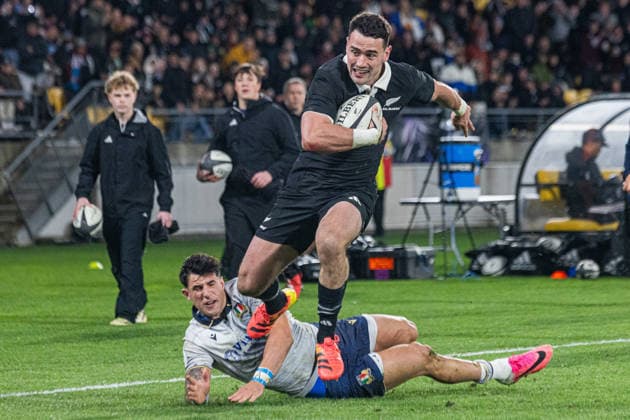 July 11, 2026, Wellington, Wellington City, New Zealand: Nations Championship 2026 - New Zealand vs. Italy: New Zealand v Italy: July 11th, 2026, Wellington, Wellington City, New Zealand: Will Jordan of New Zealand (14 centre) races past a tired Italian player on his way to the try line to become New Zealand s highest try scorer of all time during the Nations Championship 2026 fixture between the New Zealand and Italy at the Hnry Stadium in Wellington. Wellington New Zealand - ZUMAf189 20260711_zsp_f189_020 Copyright: xJamesxFoyx