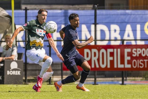 OISTERWIJK , 11-07-2026 , Sportpark Den Donk , season 2026 2027 , Dutch Eredivisie football , match between Willlem II and FC Eindhoven (friedly) , picture shows , Eindhoven player Clint Essers , Willem II player Jayden Slory Willem II - Eindhoven (friendly)  x204975624x Copyright: