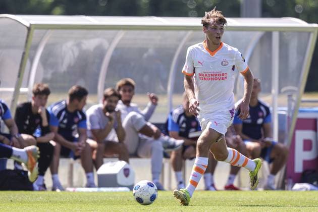 EINDHOVEN , 11-07-2026 , TenCate Stadion De Herdgang , season 2026 2027 , pre season , football , friendly match between PSV and Rakow Czestochowa picture shows PSV Player Fabio Kluit PSV - Rakow Czestochowa (friendly)  x204975678x Copyright: