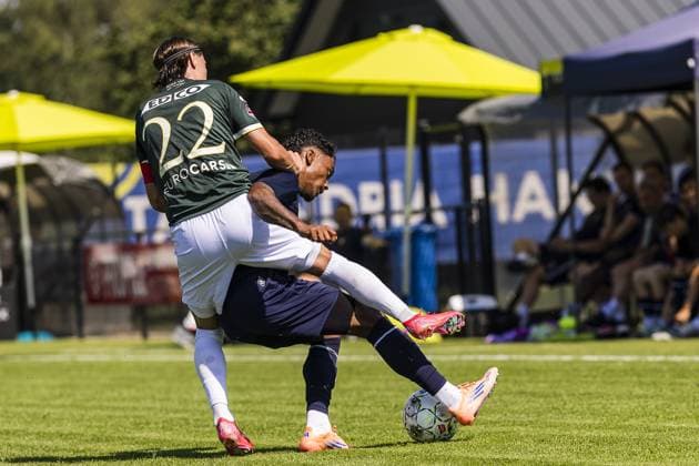 OISTERWIJK , 11-07-2026 , Sportpark Den Donk , season 2026 2027 , Dutch Eredivisie football , match between Willlem II and FC Eindhoven (friedly) , picture shows Eindhoven player Clint Essers , Willem II player Jayden Slory Willem II - Eindhoven (friendly)  x204976146x Copyright: