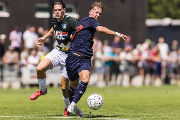 OISTERWIJK , 11-07-2026 , Sportpark Den Donk , season 2026 2027 , Dutch Eredivisie football , match between Willlem II and FC Eindhoven (friedly) , picture shows Willem II player Lasse Abildgaard , Eindhoven player Rens Boon Willem II - Eindhoven (friendly)  x204976150x Copyright: