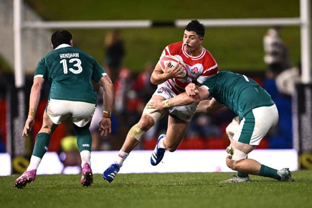 RUGBY JAPAN IRELAND, Dylan Riley of Japan is tackled by Nick Timoney of Ireland during the 2026 Nations Championship Rugby Test between Japan and Ireland at McDonald Jones Stadium in Newcastle, Saturday, July 11, 2026. ( NO ARCHIVING, EDITORIAL USE ONLY NEWCASTLE New South Wales Australia  Copyright: xDANxHIMBRECHTSx 20260711136580264578