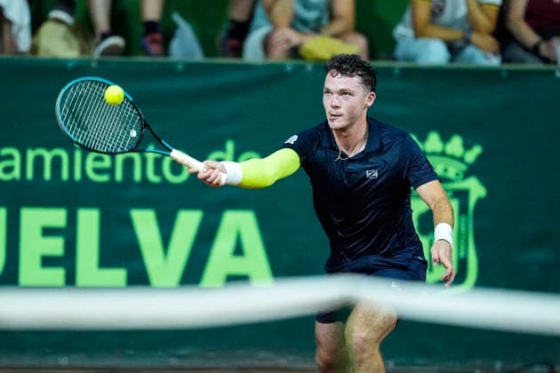 July 11, 2026, Huelva, Huelva, SPAIN: Inaki Montes in action against Pablo Carreno during their menÃ¢â‚¬â ¢s singles tennis match 101 Edition of Copa del Rey second SemiFinals at Real Club Recreativo de Tennis on July 10, 2026, in Huelva, Spain. Pablo Carreno V Inaki Montes - 101 Edition Copa Del Rey - Second SemiFinals  - ZUMAa181 20260711_zaa_a181_008 Copyright: xJoaquinxCorcherox