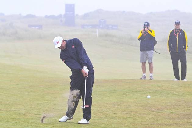 Scottish Open Day Three Adam Scott plays his second shot on hole 4 on Day Three of the Genesis Scottish Open 2026 at The Renaissance Club, North Berwick 11 07 2026 UK Newspapers OUT Copyright: xJamiexJohnstonx FIL-23616-0065