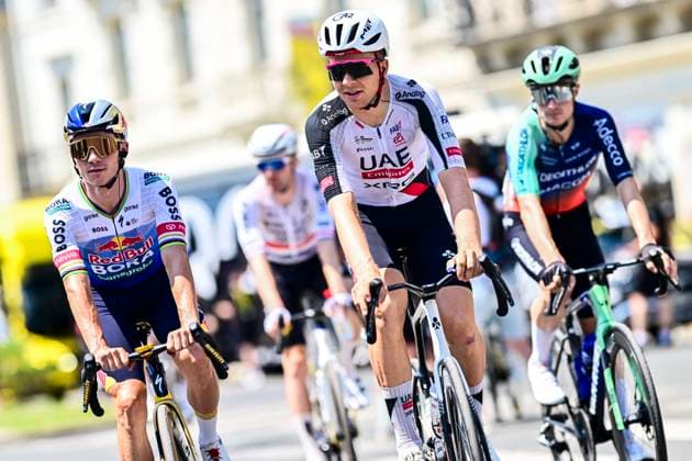 Tour de France 2026 Stage 8 BERGERAC, FRANCE - JULY 11 : Evenepoel Remco (BEL) of Red Bull BORA Hansgrohe, Vermeersch Florian (BEL) of UAE Team Emirates XRG before the start of the race during stage 8 of the 113rd edition of Tour de France an UCI World Tour 2.UWT cycling road race stage for Men Elite of 182 km with start in Perigueux and finish in Bergerac on July 11, 2026 in Bergerac, France, 11 07 2026 ( Motordriver Kurt Vandenborre - Bergerac France  Copyright: xPeterxDexVoechtx