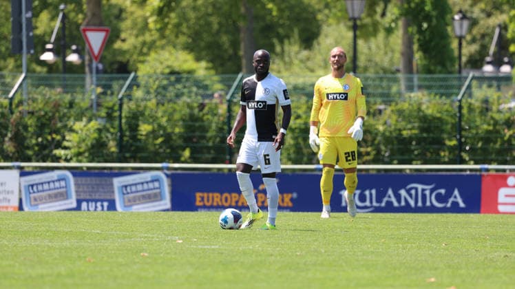 11.07.2026, xrekx, Fussball Testspiel, SV Elversberg - FC Thun v.l. Amara CondÃ (SV 07 Elversberg) (DFL DFB REGULATIONS PROHIBIT ANY USE OF PHOTOGRAPHS as IMAGE SEQUENCES and or QUASI-VIDEO) Rust *** July 11, 2026, xrekx, Soccer Friendly Match, SV Elversberg vs. FC Thun v l Amara CondÃ SV 07 Elversberg DFL DFB REGULATIONS PROHIBIT ANY USE OF PHOTOGRAPHS as IMAGE SEQUENCES and or QUASI-VIDEO Rust