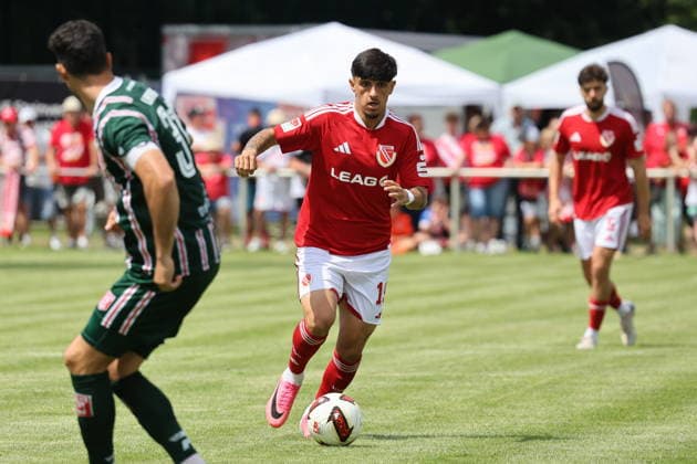 19 Jannis Boziaris (Energie Cottbus) Fussball Testspiel 2026 2027 FC Energie Cottbus - Hallescher FC *** 19 Jannis Boziaris Energie Cottbus Soccer Friendly Match 2026 2027 FC Energie Cottbus Hallescher FC