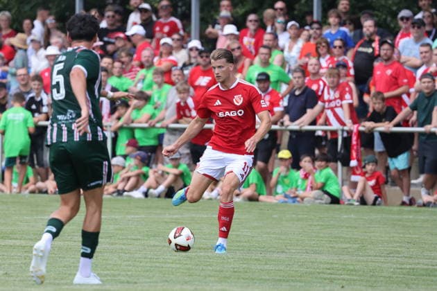11 Moritz Hannemann (Energie Cottbus) Fussball Testspiel 2026 2027 FC Energie Cottbus - Hallescher FC *** 11 Moritz Hannemann Energie Cottbus Soccer Friendly Match 2026 2027 FC Energie Cottbus Hallescher FC