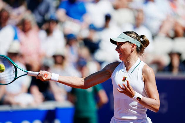BASTAD, SWEDEN 20260711 Simona Waltert, Switzerland, closest to the camera against Paula Badosa, Spain, during Saturday s final in the women s singles at the Nordea Open tennis tournament in Bastad. BASTAD SWEDEN x9200x *** BASTAD, SWEDEN, July 11, 2026 Simona Waltert of Switzerland, closest to the camera, faces Paula Badosa of Spain during Saturday’s women’s singles final at the Nordea Open tennis tournament in Bastad BASTAD, SWEDEN x9200x  Copyright: xBjörnxLarssonxRosvall TT TTx NORDEA OPEN 2026