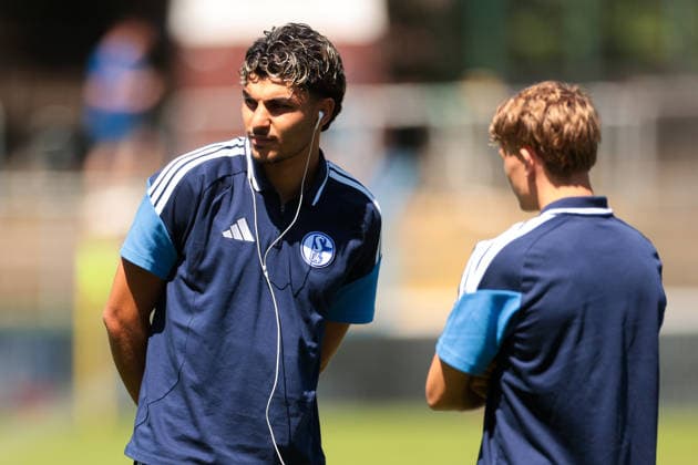 11.07.2026, Fussball, Saison 2026 2027, Testspiel, FC Gütersloh - FC Schalke 04, Mertcan Ayhan (FC Schalke 04). Gütersloh Stadion am Heidewald NRW Deutschland xRHR-FOTO YYx *** July 11, 2026, Soccer, 2026–2027 Season, Friendly Match, FC Gütersloh vs. FC Schalke 04, Mertcan Ayhan, FC Schalke 04, Gütersloh, Stadion am Heidewald, North Rhine-Westphalia, Germany, xRHR PHOTO YYx Copyright: RHR-FOTOx RHR-FOTO YY