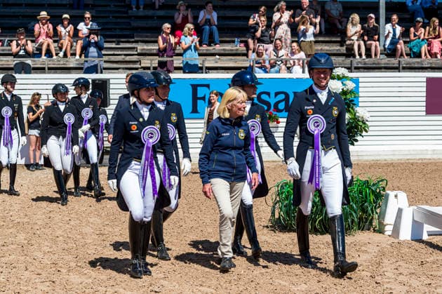 260711 The Swedish team celebrates after FEI Dressage Nations Cup Grand Prix during the Falsterbo Horse Show on July 11, 2026 in Falsterbo. Photo: Christian Örnberg BILDBYRAN COP 166 CO0710 ridsport equestrian falsterbo horse show ridsportlaget bbeng FEI Dressage Nations Cup Grand Prix jubel *** 260711 The Swedish team celebrates after the FEI Dressage Nations Cup Grand Prix during the Falsterbo Horse Show on July 11, 2026 in Falsterbo. Photo by Christian Örnberg, BILDBYRAN COP 166 CO0710 equestrian sports Falsterbo Horse Show equestrian team bbeng FEI Dressage Nations Cup Grand Prix celebration  Copyright: CHRISTIANxÖRNBERG BB260711CO122