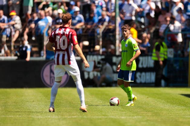 11.07.2026, Fussball, Saison 2026 2027, Testspiel, FC Gütersloh - FC Schalke 04, Vitalie Becker (FC Schalke 04). Gütersloh Stadion am Heidewald NRW Deutschland xRHR-FOTO YYx *** July 11, 2026, Soccer, 2026–2027 Season, Friendly Match, FC Gütersloh vs. FC Schalke 04, Vitalie Becker, FC Schalke 04, Gütersloh, Stadion am Heidewald, North Rhine-Westphalia, Germany, xRHR PHOTO YYx Copyright: RHR-FOTOx RHR-FOTO YY