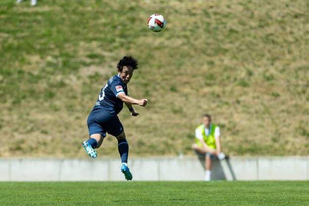 Koji Miyoshi (VfL Bochum) in Aktion, am Ball, Einzelaktion waehrend des Freundschaftsspiels in der Saisonvorbereitung zwischen dem Royal Antwerpen FC und dem VfL Bochum 1848 im Hemberg-Stadion am 11. Juli 2026 in Iserlohn, Deutschland. (Foto von Mario Hommes DeFodi Images) +++ Koji Miyoshi (VfL Bochum) controls the ball during the during the pre-season friendly match between Royal Antwerpen FC and VfL Bochum 1848 at Hemberg-Stadium on July 11, 2026 in Iserlohn, Germany. (Photo by Mario Hommes DeFodi Images) - *** Koji Miyoshi of VfL Bochum in action, on the ball, making a solo run during the preseason friendly match between Royal Antwerp FC and VfL Bochum 1848 at Hemberg Stadium on July 11, 2026, in Iserlohn, Germany Photo by Mario Hommes DeFodi Images Koji Miyoshi of VfL Bochum controls the ball during the preseason friendly match between Royal Antwerp FC and VfL Bochum 1848 at Hemberg Stadium on July 11, 2026 in Iserlohn, Germany Photo by Mario Hommes DeFodi Images