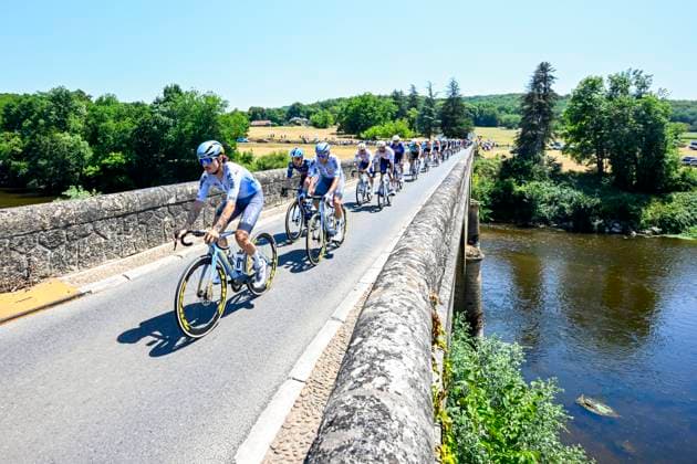 Tour de France 2026 Stage 8 BERGERAC, FRANCE - JULY 11 : Rider of Pinarello Q36.5 Pro Cycling Team in action during stage 8 of the 113rd edition of Tour de France an UCI World Tour 2.UWT cycling road race stage for Men Elite of 182 km with start in Perigueux and finish in Bergerac on July 11, 2026 in Bergerac, France, 11 07 2026 ( Motordriver Kurt Vandenborre - Bergerac France  Copyright: xTomasxSiskx