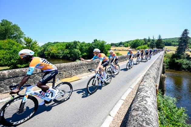Tour de France 2026 Stage 8 BERGERAC, FRANCE - JULY 11 : Girmay Biniam (ERI) of NSN Cycling Team, Askey Lewis (GBR) of NSN Cycling Team in action during stage 8 of the 113rd edition of Tour de France an UCI World Tour 2.UWT cycling road race stage for Men Elite of 182 km with start in Perigueux and finish in Bergerac on July 11, 2026 in Bergerac, France, 11 07 2026 ( Motordriver Kurt Vandenborre - Bergerac France  Copyright: xTomasxSiskx