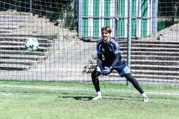 Fussball, 3.Liga Saison 2026 2027 Trainingslager MSV Duisburg Training 11.07.2026, Stadion de Wageningse Berg Laurenz Jennissen (MSV Duisburg, 21) Wageningen Stadion de Wageningse Berg Niederlande *** Sports, Soccer, 3rd Division, 2026–2027 Season, MSV Duisburg Training Camp, Training Session, July 11, 2026, Stadion de Wageningse Berg, Laurenz Jennissen, MSV Duisburg, 21 Wageningen, Stadion de Wageningse Berg, Netherlands