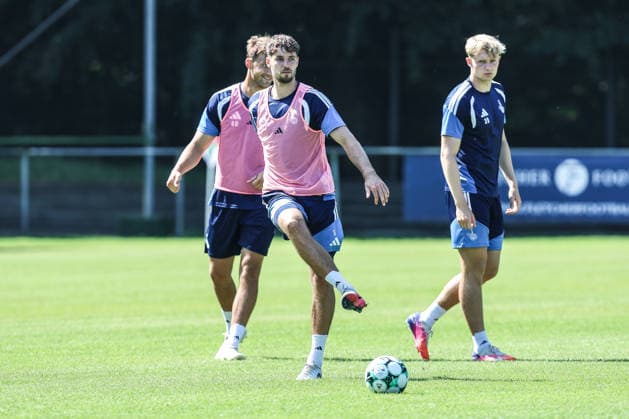 Fussball, 3.Liga Saison 2026 2027 Trainingslager MSV Duisburg Training 11.07.2026, Stadion de Wageningse Berg Tobias Fleckstein (MSV Duisburg, 5) Wageningen Stadion de Wageningse Berg Niederlande *** Sports, Soccer, 3rd Division, 2026–2027 Season, Training Camp, MSV Duisburg, Practice, July 11, 2026, Stadion de Wageningse Berg, Tobias Fleckstein, MSV Duisburg, 5 Wageningen, Stadion de Wageningse Berg, Netherlands