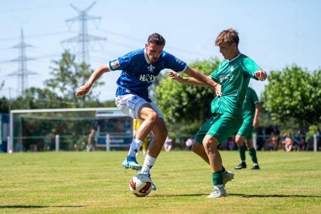 11.07.2026, xhfmx, Fussball Testspiel, VfR Fehlheim - SV Darmstadt 98 v.l. Lance Duijvestijn (41, SV Darmstadt 98) (DFL DFB REGULATIONS PROHIBIT ANY USE OF PHOTOGRAPHS as IMAGE SEQUENCES and or QUASI-VIDEO) Bensheim-Fehlheim *** July 11, 2026, xhfmx, Soccer Friendly Match, VfR Fehlheim vs. SV Darmstadt 98, goal by Lance Duijvestijn 41, SV Darmstadt 98 DFL DFB REGULATIONS PROHIBIT ANY USE OF PHOTOGRAPHS AS IMAGE SEQUENCES AND OR QUASI-VIDEO Bensheim Fehlheim