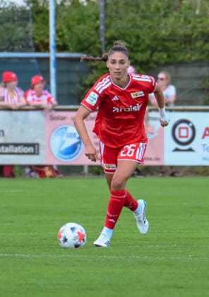 11.07.2026, xlakx, Fussball Testspiel, 1.FFC Turbine Potsdam - 1. FC Union Berlin v.l. Amber Tysiak (1.FC Union Berlin) am Ball Oranienburg *** July 11, 2026, xlakx, Soccer Friendly Match, 1 FFC Turbine Potsdam vs. 1 FC Union Berlin, Amber Tysiak, 1 FC Union Berlin in action, Oranienburg