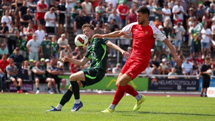 FSV Schöningen vs. VfL, Testspiel Schöningen, 11.07.2026, Fußball, Herren, Saison 2026 2027, Testspiel, FSV Schöningen vs. VfL Wolfsburg: Andreas Skov Olsen (VfL Wolfsburg) Deutschland *** FSV Schöningen vs. VfL, Friendly Match in Schöningen, July 11, 2026, Soccer, Men s, 2026–2027 Season, Friendly Match, FSV Schöningen vs. VfL Wolfsburg, Andreas Skov Olsen, VfL Wolfsburg, Germany