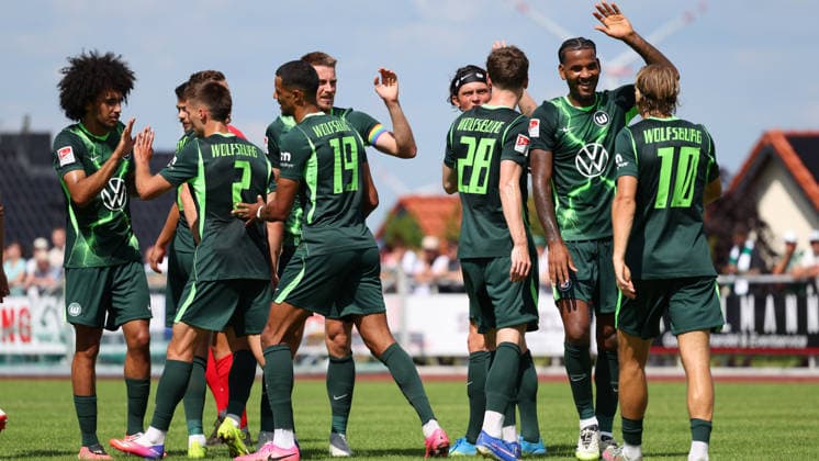 FSV Schöningen vs. VfL, Testspiel Schöningen, 11.07.2026, Fußball, Herren, Saison 2026 2027, Testspiel, FSV Schöningen vs. VfL Wolfsburg: Cleiton Santana (VfL Wolfsburg) Torjubel Deutschland *** FSV Schöningen vs. VfL, Friendly Match in Schöningen, July 11, 2026, Soccer, Men s, 2026–2027 Season, Friendly Match, FSV Schöningen vs. VfL Wolfsburg, Cleiton Santana, VfL Wolfsburg, Goal Celebration, Germany