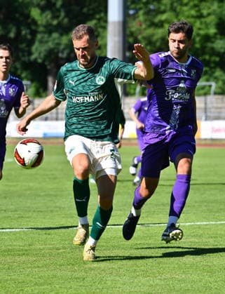 11.07.2026 - Fussball - Saison 2026 2027 - Testspiel Freundschaftsspiel - FC Eintracht Bamberg - SpVgg Greuther Fürth ( Kleeblatt ) - - Sportfoto Zink - xwoxzix - regulations prohibit any use of photographs as image sequences and or quasi-video - only for editorial use - Dennis Srbeny (7, SpVgg Greuther Fürth ) Christopher Kettler (24, FC Eintracht Bamberg ) *** July 11, 2026 Soccer Season 2026–2027 Exhibition Match Friendly Match FC Eintracht Bamberg vs. SpVgg Greuther Fürth Kleeblatt Sports Photo by Zink xwoxzix; regulations prohibit any use of photographs as image sequences and or quasi-video; for editorial use only. Dennis Srbeny 7, SpVgg Greuther Fürth Christopher Kettler 24, FC Eintracht Bamberg
